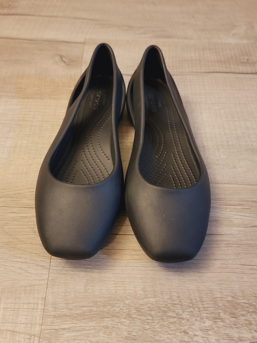 CROCS Women’s Black Matte Ballet Flats